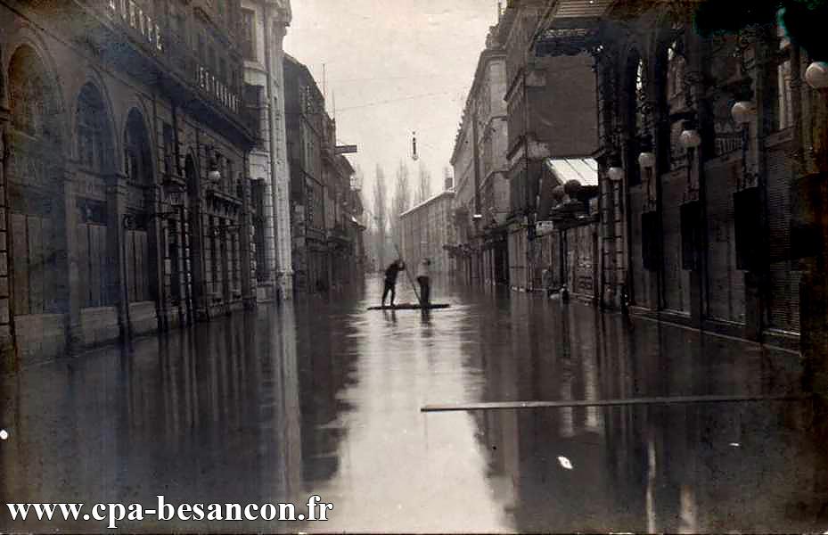 Inondations des 20-21 Janvier 1910 - BESANÇON - Rue de la République
